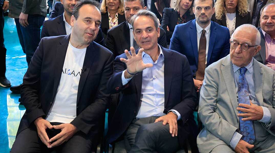 Δημήτρης Παπαστεργίου και Κυριάκος Μητσοτάκης στα εγκαίνια του υπερυπολογιστή «Δαίδαλος»