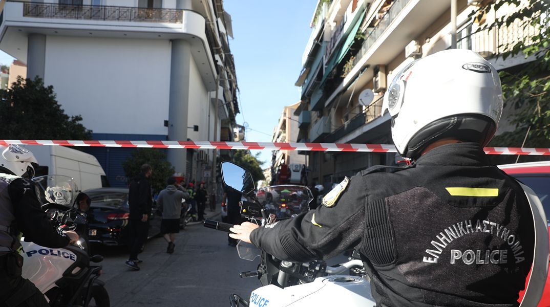 Ισχυρή έκρηξη στον Κολωνό με τέσσερις τραυματίες - Η νεότερη ενημέρωση 