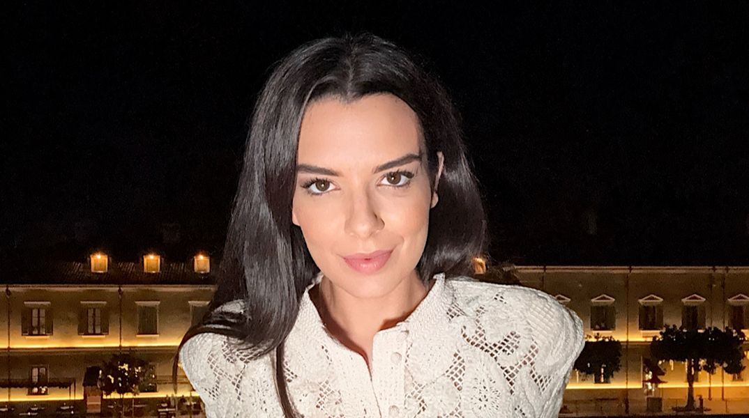 Νικολέττα Ράλλη: «Μένουμε ακόμα στο ίδιο σπίτι με τον πρώην σύζυγό μου»