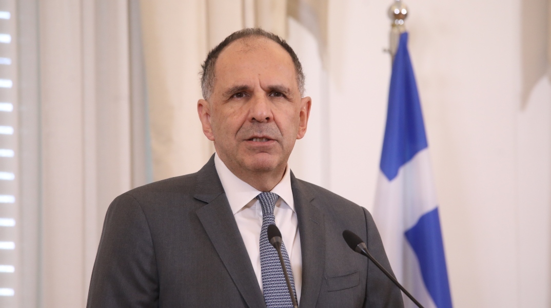 Γεραπετρίτης: Ιστορική συμφωνία για τη Μονή Σινά – Νομική κατοχύρωση μετά από 1.500 χρόνια	
