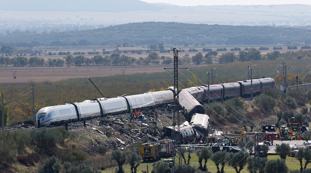 Explainer | Ισπανία: Γιατί προκαλούν ανησυχία τα δύο σιδηροδρομικά δυστυχήματα μέσα σε 9 μήνες