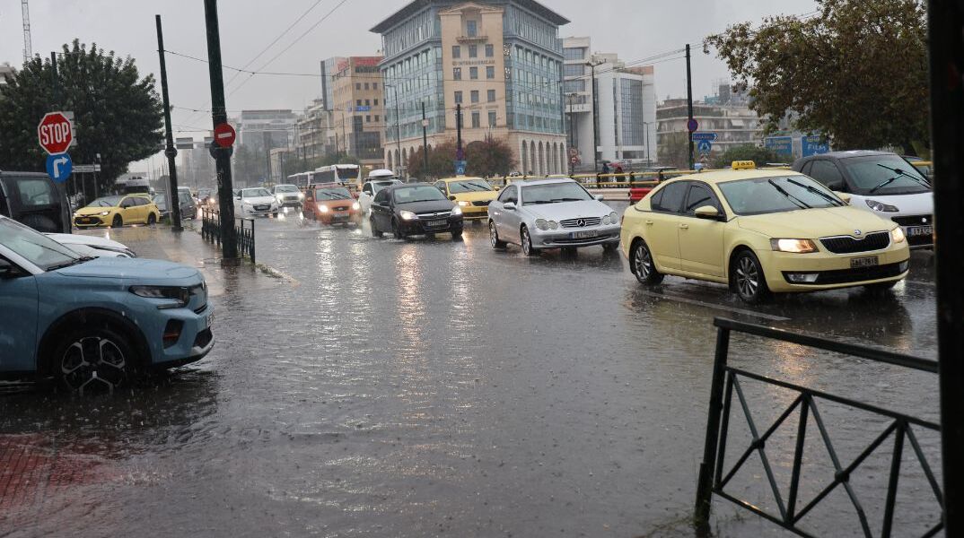 Καιρός σήμερα: Βροχές σε Εύβοια, Αιγαίο και Κρήτη – Έως 6 μποφόρ οι άνεμοι στο Αιγαίο
