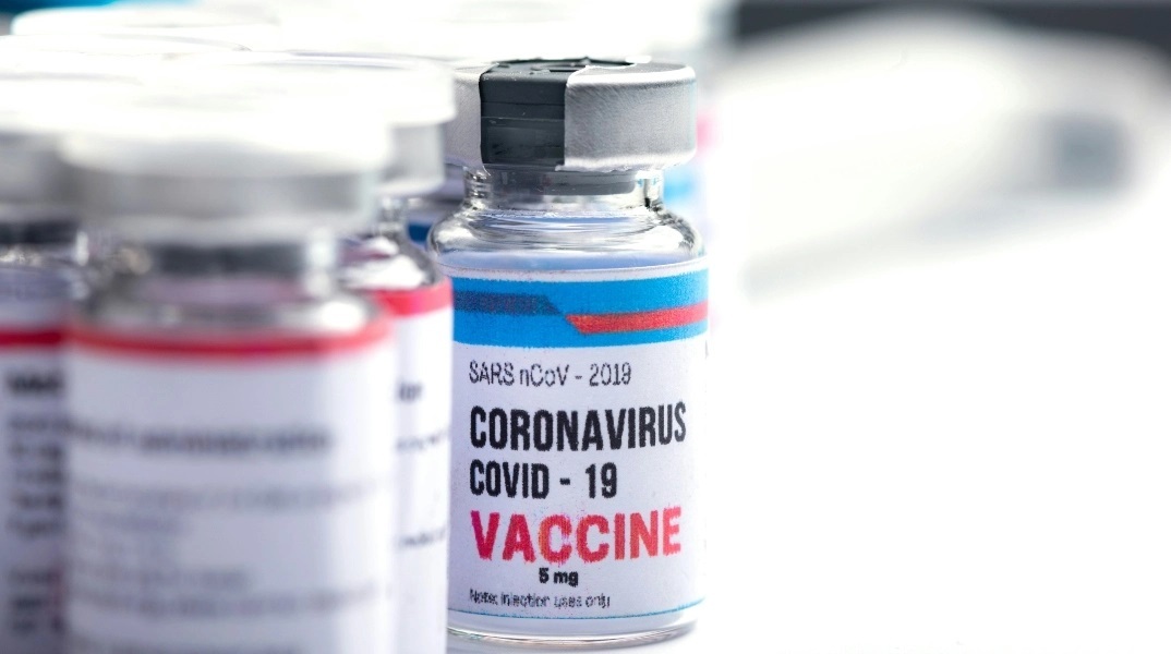 ΕΟΔΥ: 182 νέες εισαγωγές Covid-19 και ένας θάνατος την τελευταία εβδομάδα