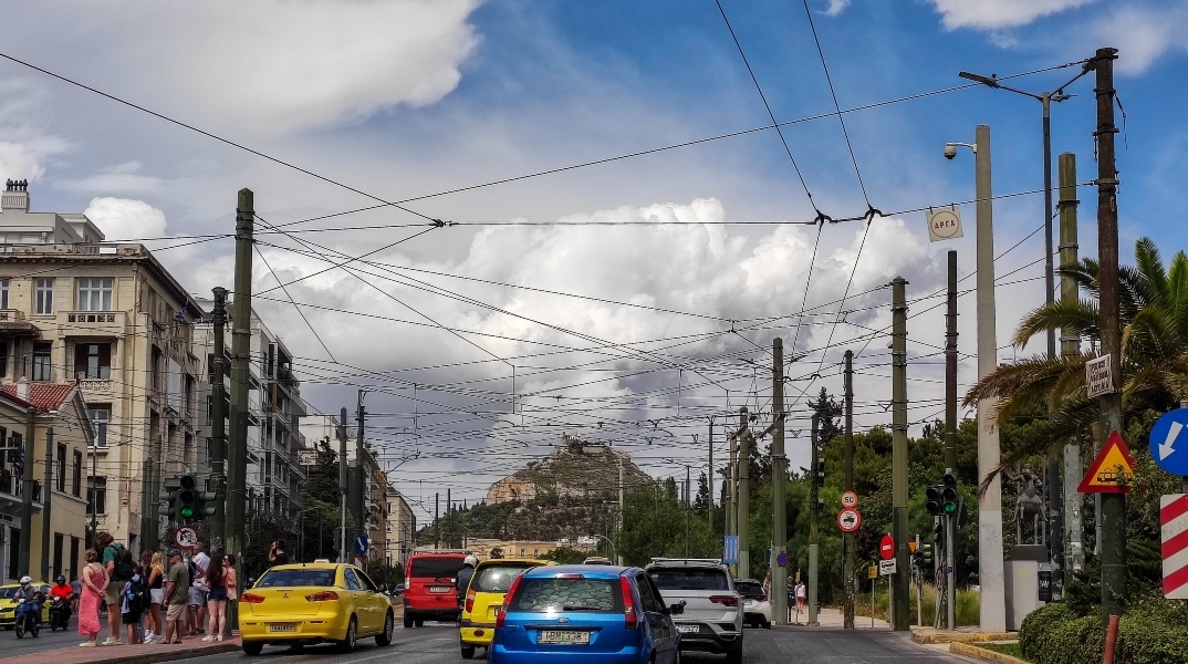 Ηλιόλουστος θα είναι ο καιρός σήμερα Σάββατο με αραιές νεφώσεις