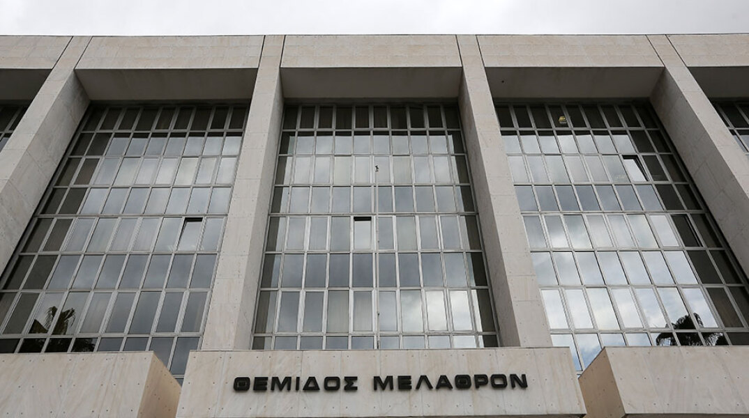 Παρέμβαση Ντογιάκου για την υπόθεση Siemens – Εισαγγελική έρευνα για την παραγραφή των αδικημάτων