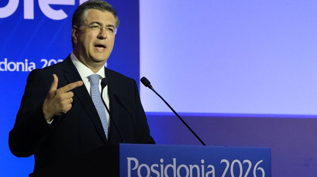 Α. Τζιτζικώστας στο Συμβούλιο Υπουργών Μεταφορών: Πρόταση για κατάργηση των αλλαγών της ώρας δυο φορές το χρόνο