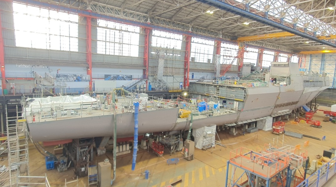 Νέες φωτογραφίες από την ελληνική φρεγάτα Belh@rra που ναυπηγείται στο Λοριάν