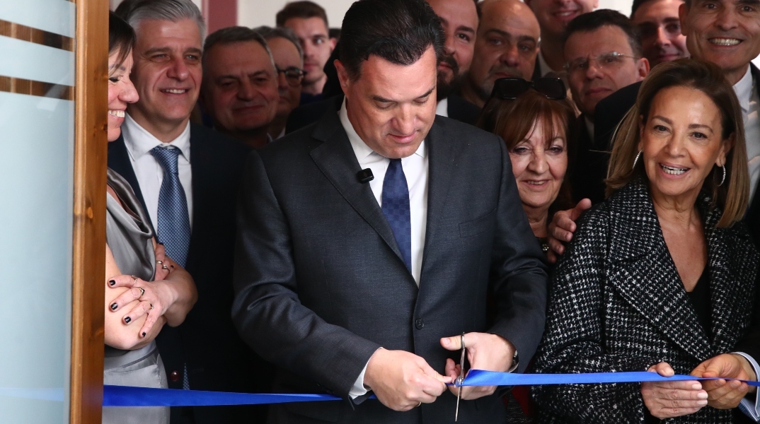 Εγκαίνια της νέας πτέρυγας στη Μονάδα Βραχείας Νοσηλείας Ογκολογικών Ασθενών στο Γενικό Νοσοκομείο Θεσσαλονίκης "Παπαγεωργίου", από τον υπουργό Υγείας Άδωνι Γεωργιάδη