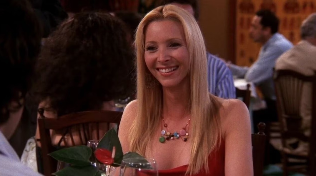 «Κανείς δεν νοιαζόταν για μένα»: Η Λίζα Κούντροου στον ρόλο της έκτης φίλης στη σειρά «Φιλαράκια»