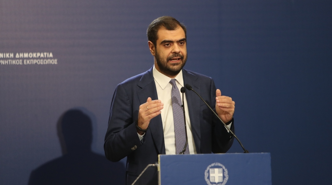 Ο κυβερνητικός εκπρόσωπος, Παύλος Μαρινάκης