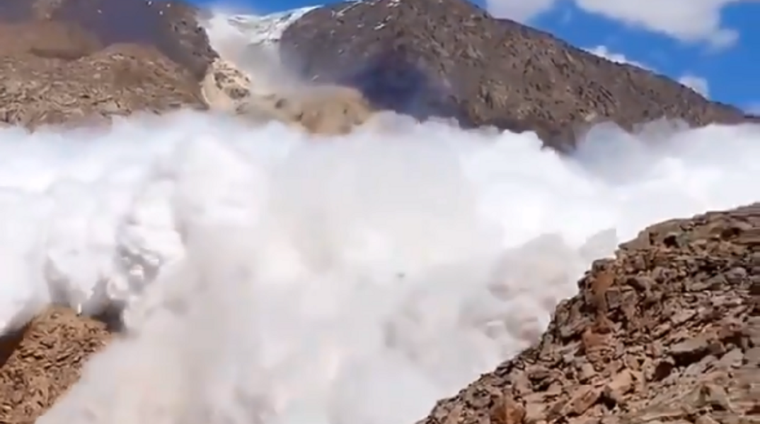 Χιλή: Εντυπωσιακή κατάρρευση παγετώνα στην Παταγονία (βίντεο)