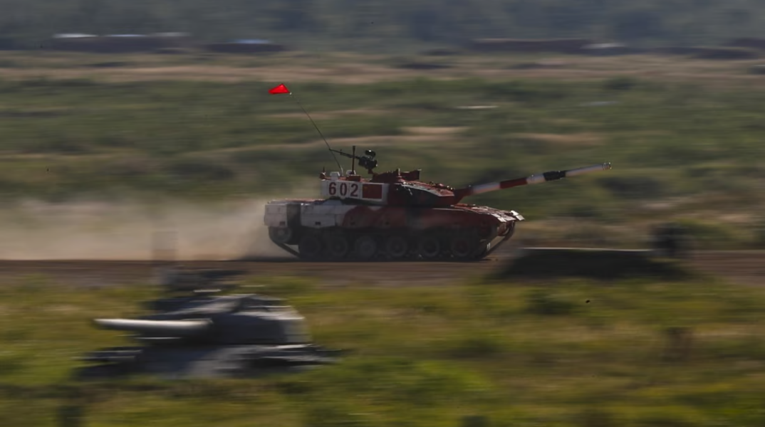 Κινεζικό τανκ σε στρατιωτική άσκηση