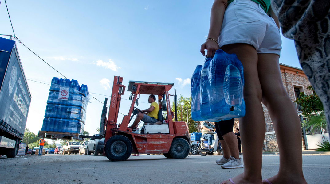 Κακοκαιρία Daniel - Βόλος: Συνεχίζεται η έλλειψη πόσιμου νερού