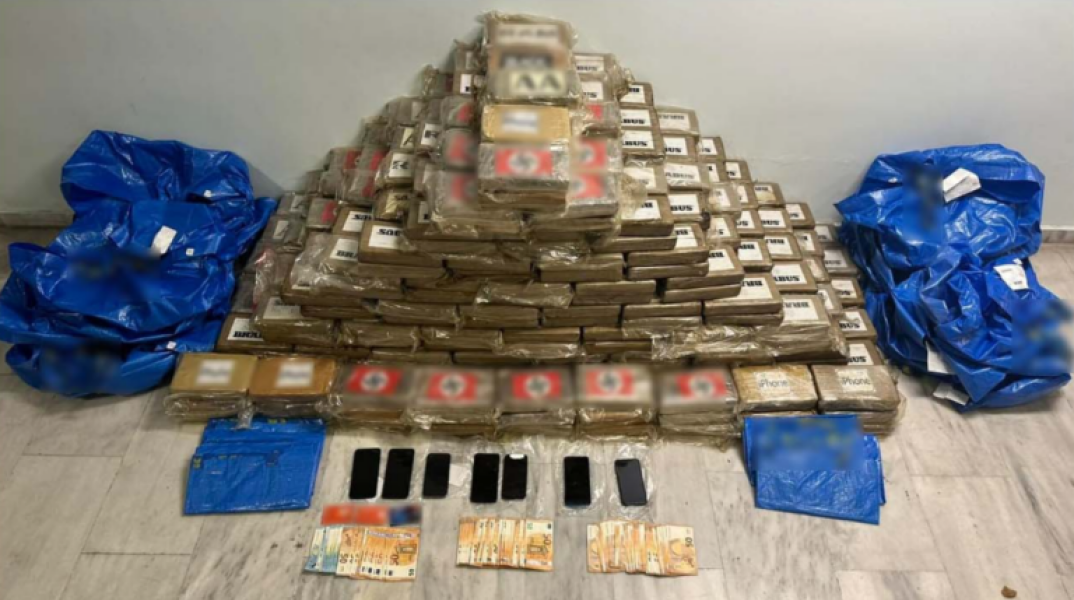 Η ποσότητα-μαμούθ κοκαΐνης που βρέθηκε στη Θεσσαλονίκη