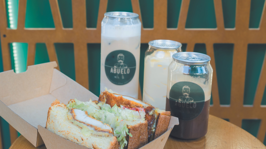 Abuelo: Το hot spot της πόλης για premium street food τώρα και στο Παγκράτι