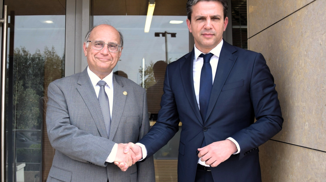 Φώτιος Πατσουράκος Θεόδωρος Καρούτζος