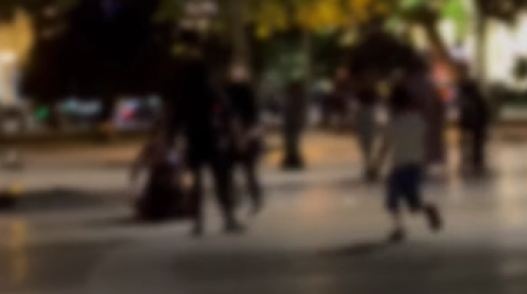 Θεσσαλονίκη: Άγριος ξυλοδαρμός μεταξύ ανήλικων κοριτσιών στην Αριστοτέλους