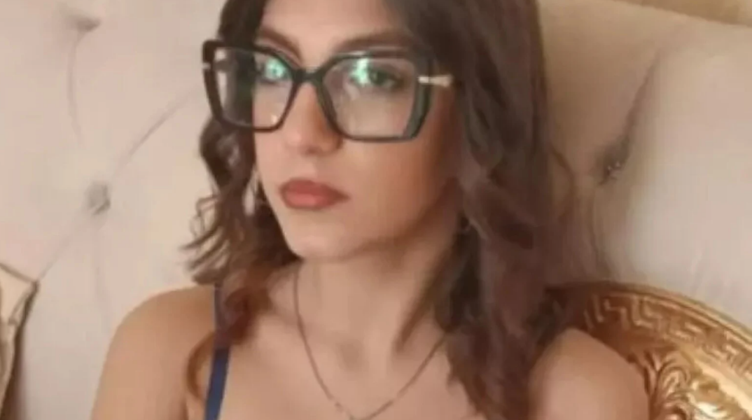 Χτυπώντας τη με πέτρα στο κεφάλι την τραυμάτισε θανάσιμα κι έκρυψε το πτώμα της σε εγκαταλελειμμένο κτίριο, σε επαρχία της Νάπολη 