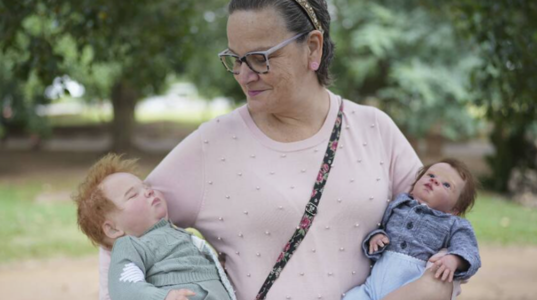 Βραζιλία: Η τρέλα για κούκλες που μοιάζουν με πραγματικά μωρά γίνεται αντικείμενο πολιτικού debate