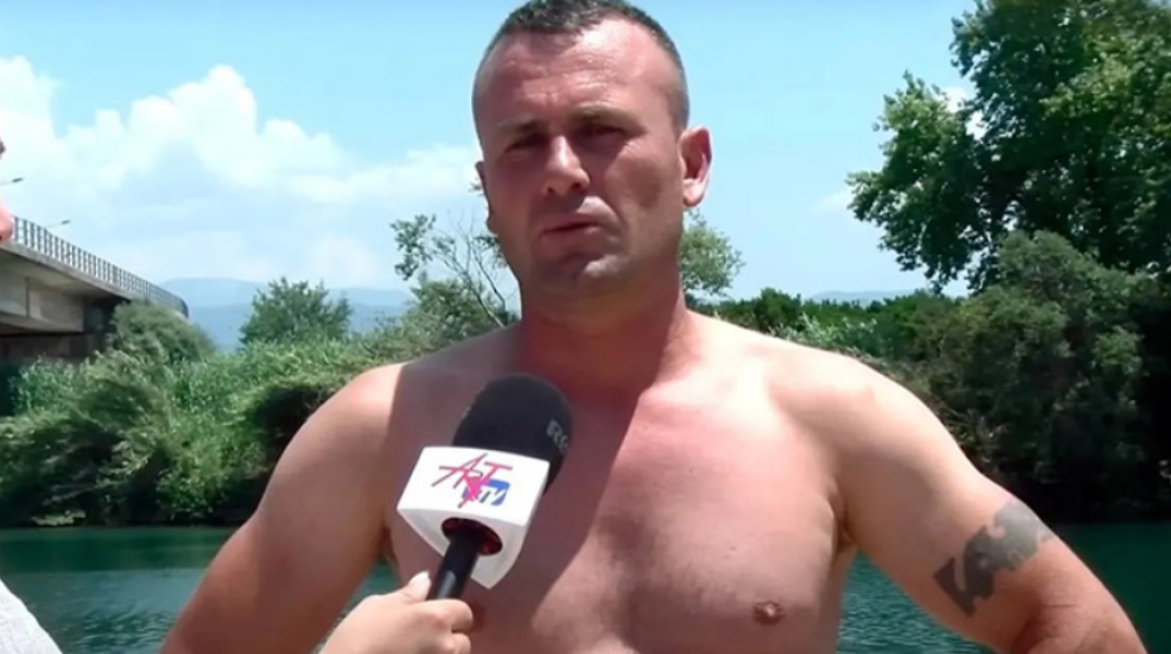 Θα κάνω τατουάζ τα δύο παιδιά, να τα έχω στην καρδιά μου - Συγκινεί ο Γκόγκα Λεβιάν που βούτηξε στον Άραχθο 