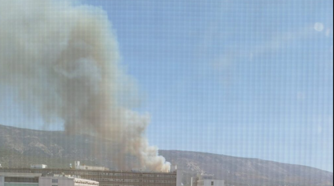 Φωτιά τώρα στην Πολυτεχνειούπολη – Ήχησε το 112