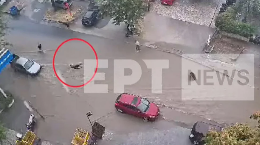 Θεσσαλονίκη: Γυναίκα παρασύρθηκε από χείμαρρο - «Δεν μπορούσα ούτε να γυρίσω»