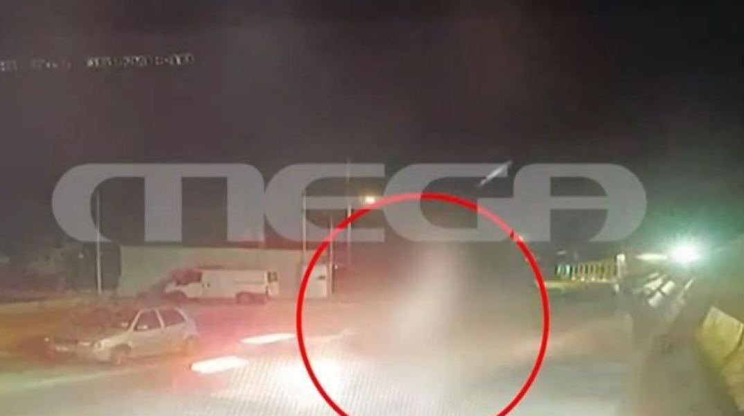 Αρτέμιδα: Βίντεο από την παράσυρση του 74χρονου - Εκσφενδονίστηκε σε απόσταση περίπου 150 μέτρων