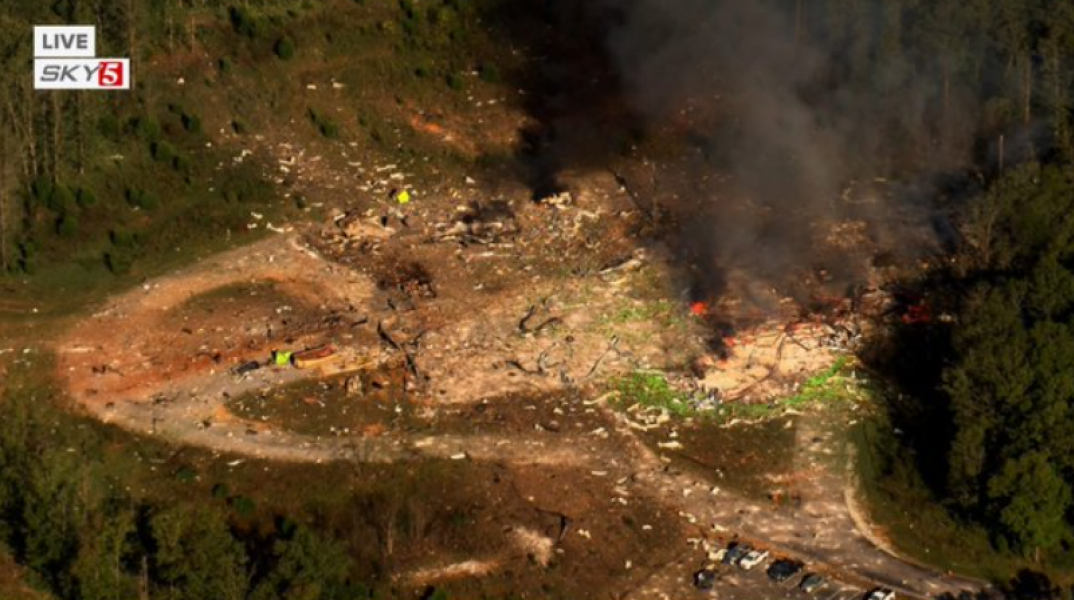 Ισχυρή έκρηξη σε εργοστάσιο πυρομαχικών στο Τενεσί - Αναφορές για νεκρούς και αγνοούμενους