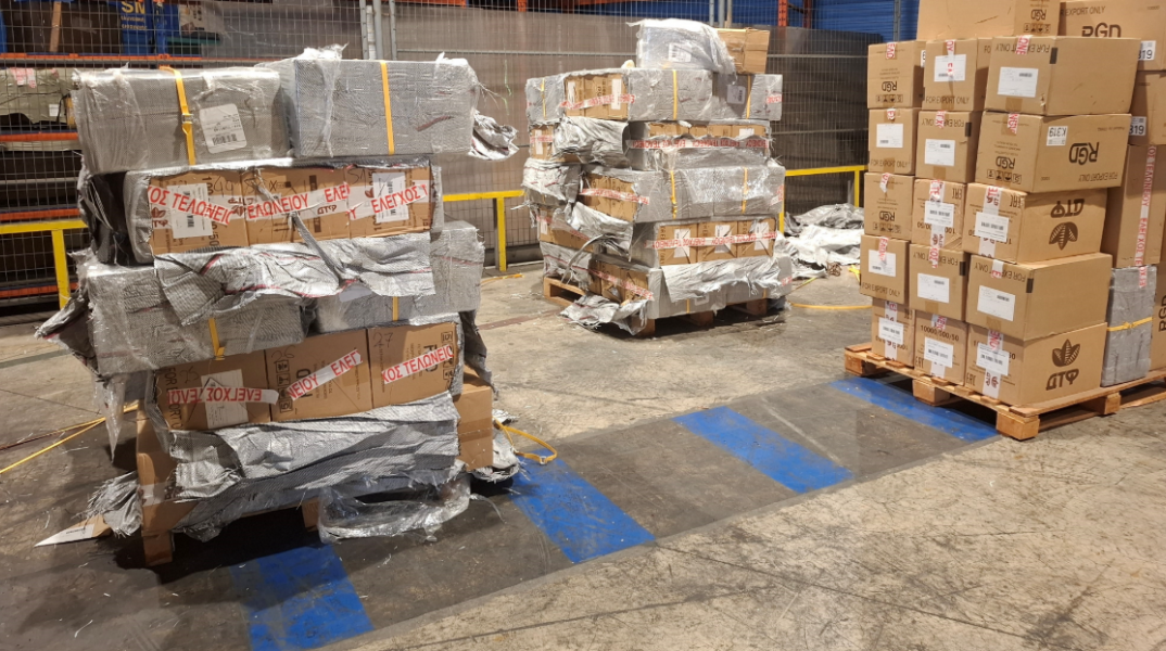 ΑΑΔΕ: Κατάσχεση 1,7 εκατομμυρίων τσιγάρων στο αεροδρόμιο «Ελ. Βενιζέλος»