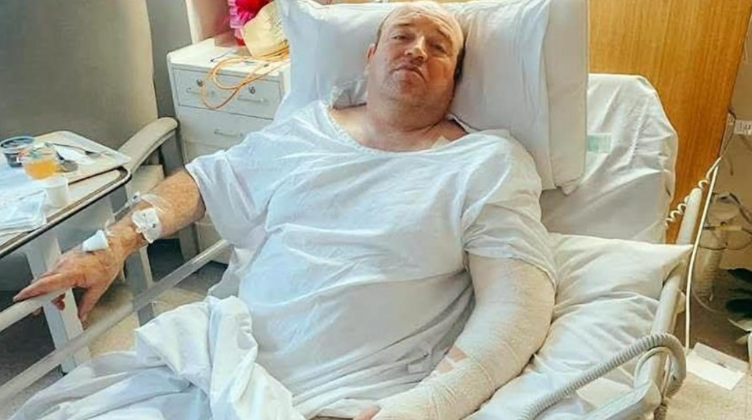 «Θα το ξαναέκανα»: Ο ήρωας του Σίδνεϊ κινδυνεύει να χάσει το χέρι του