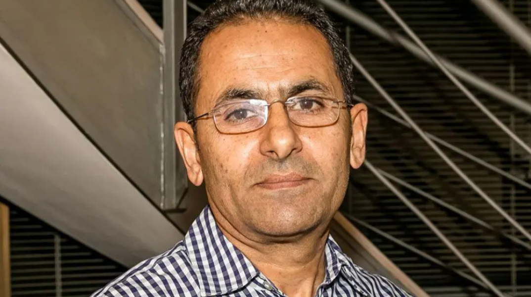 Γιώργος Γαβριήλ: Εκρηκτικός μηχανισμός στο σπίτι του καλλιτέχνη που ζωγράφισε τον Ιησού σε ερωτικές περιπτύξεις