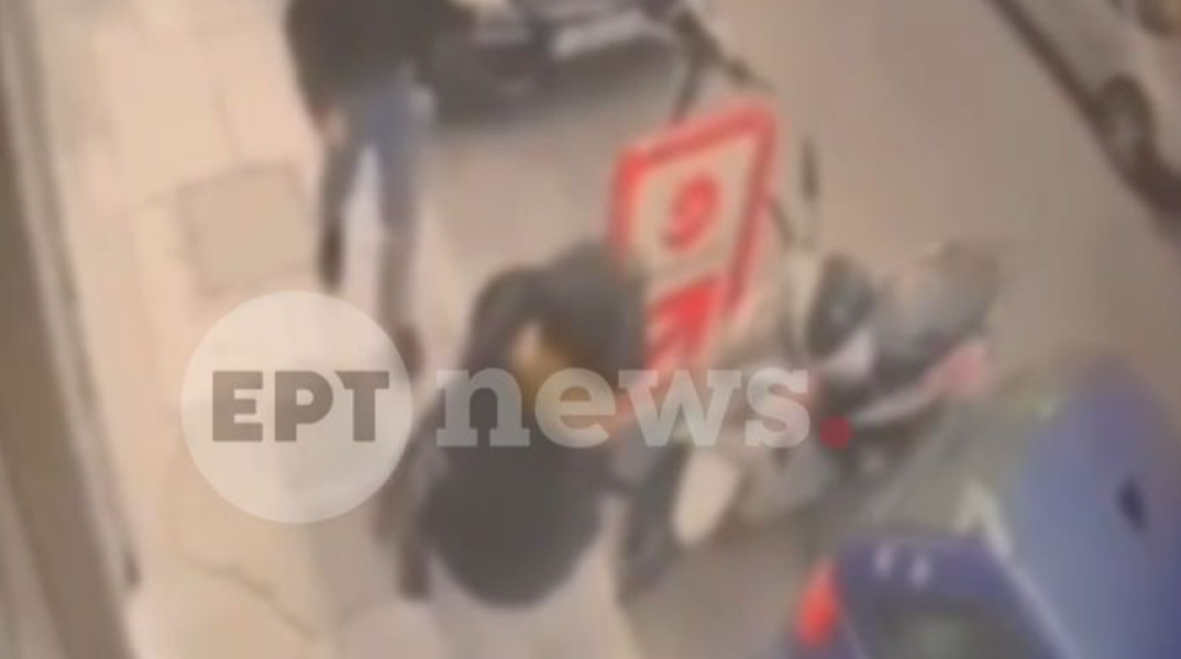 Άγιος Παντελεήμονας: Δύο συλλήψεις ανηλίκων για την επίθεση με μαχαίρι σε 17χρονο - Βίντεο ντοκουμέντο