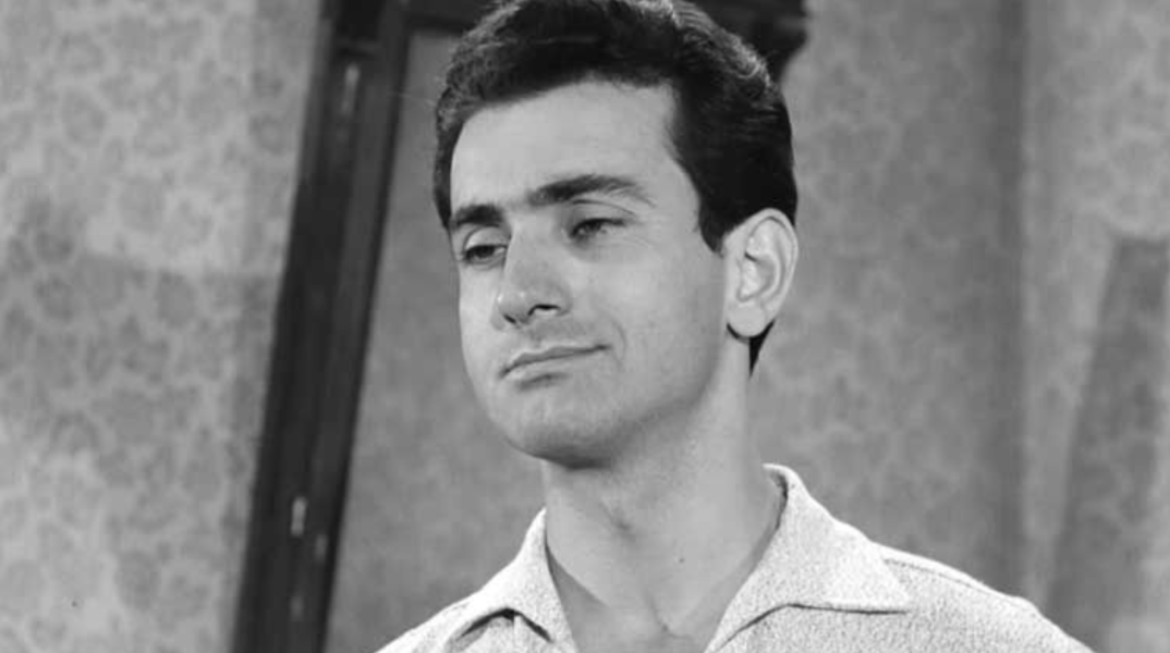 «Για καλό κατευόδιο σου χαρίζω τον ήλιο της Άνοιξης» - Η ανάρτηση της κόρης του Στέφανου Ληναίου