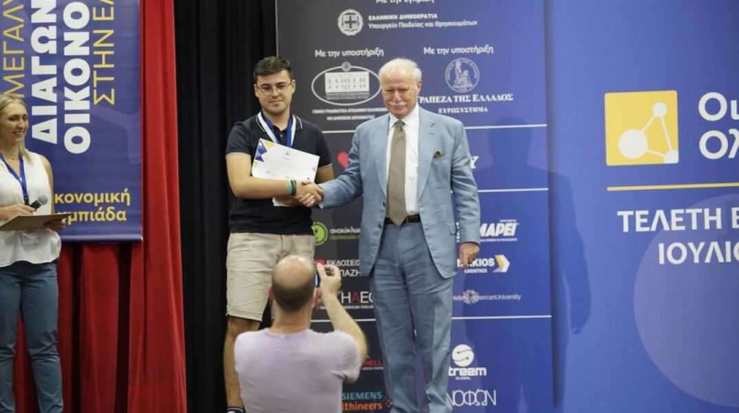 52195454749_2c2df2ebc2_c