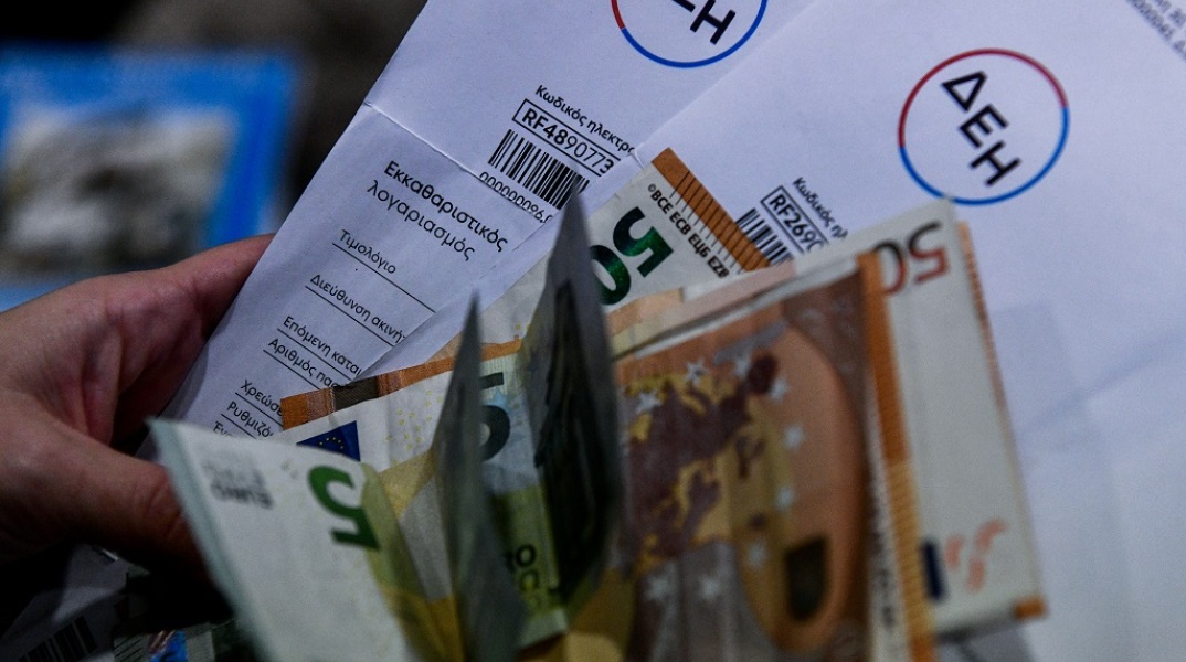 Παράταση της απαγόρευσης διακοπής ρεύματος καταναλωτών που δεν πλήρωσαν τη ρήτρα αναπροσαρμογής