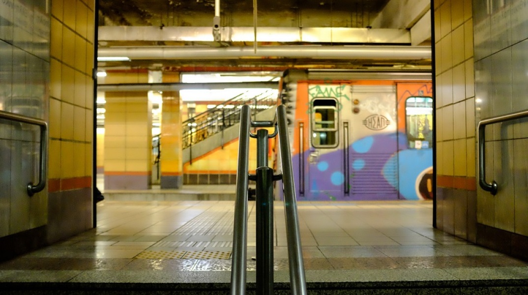 Ατύχημα για 6χρονη στον ηλεκτρικό στο Μοναστηράκι