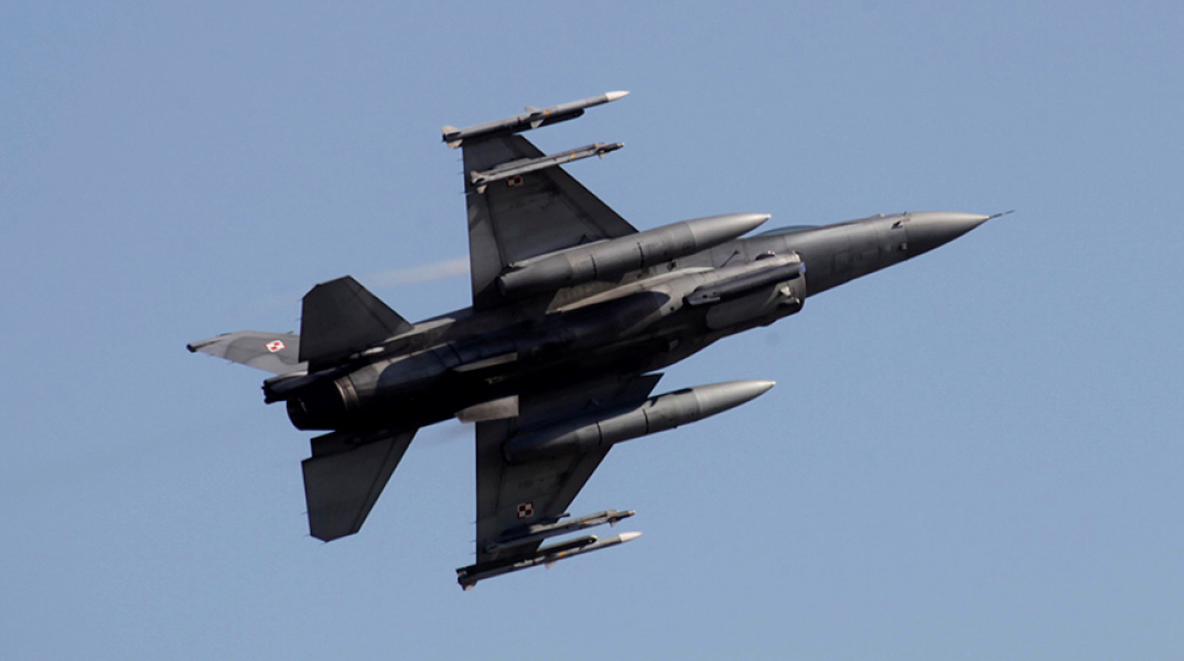 Νέες υπερπτήσεις τουρκικών μαχητικών αεροσκαφών F-16 πάνω από την Παναγιά και τις Οινούσσες	