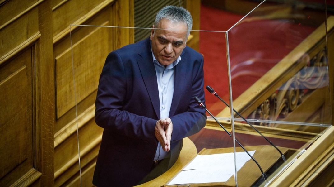 Πάνος Σκουρλέτης