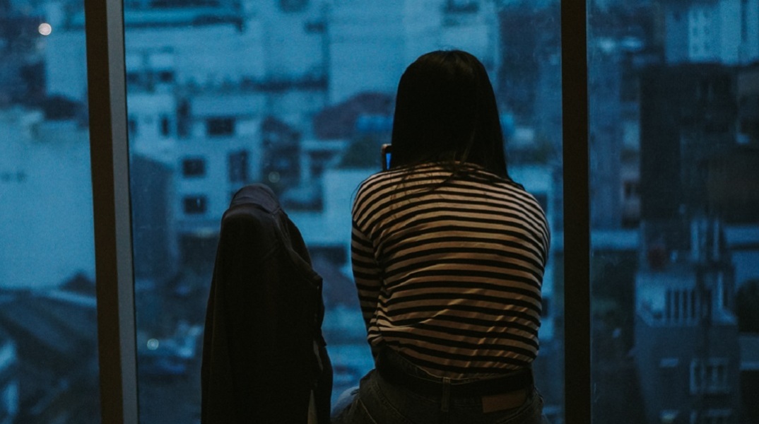 Αποτροπιασμός στην Αθήνα: 56χρονος βίαζε την ανήλικη κόρη της συντρόφου του για 7 χρόνια