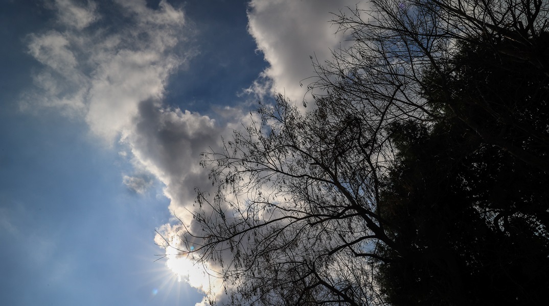 Ηλιοφάνεια σε πολλές περιοχές την Πέμπτη - Πού θα παραμείνει άστατος ο καιρός