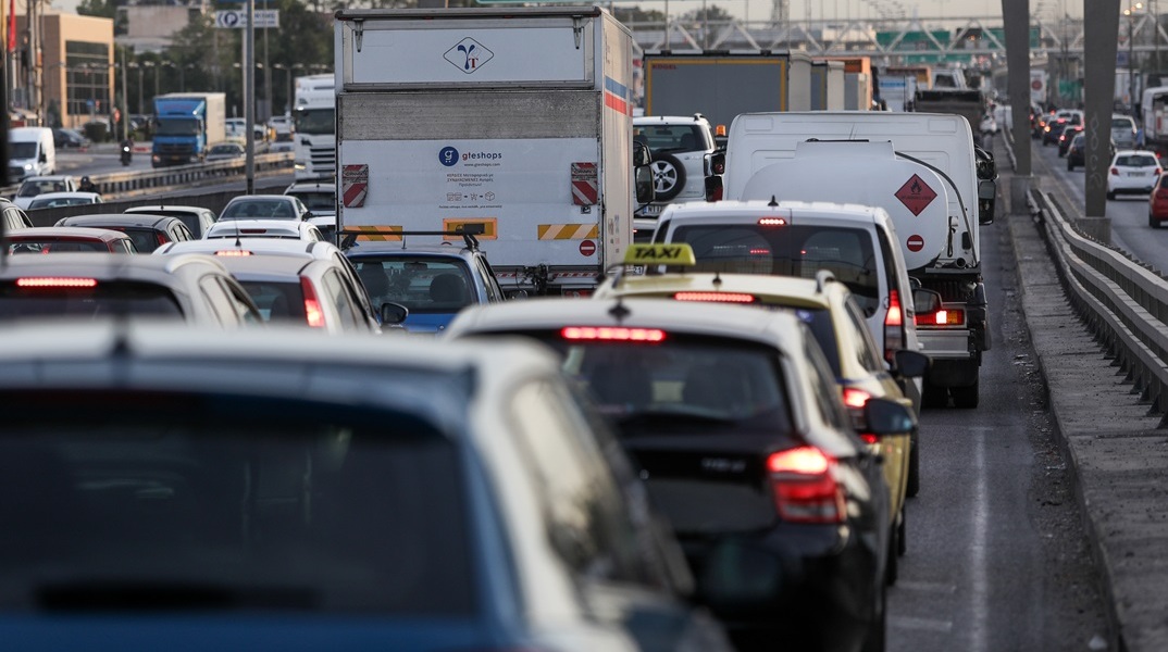 Κίνηση τώρα στους δρόμους