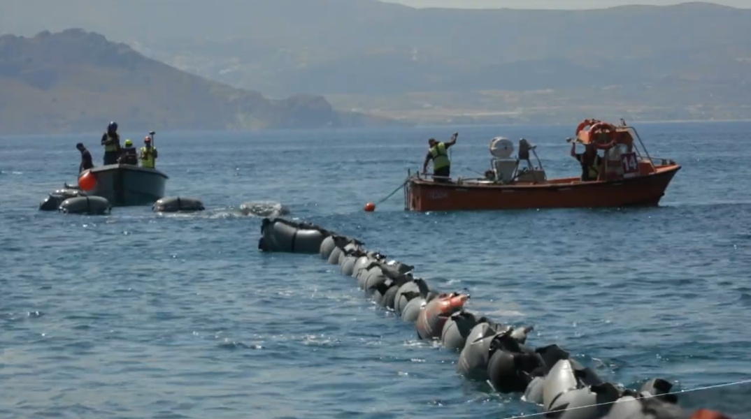 Συνεργεία, βαρκες, θαλασσα, καλωδιο