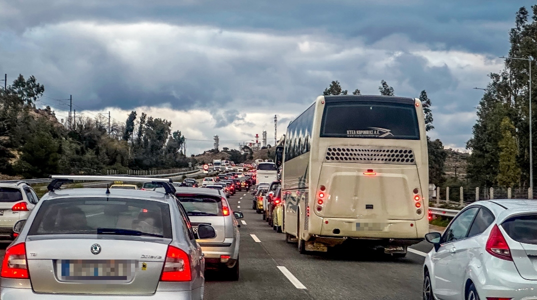 Κίνηση στην Αττική Οδό