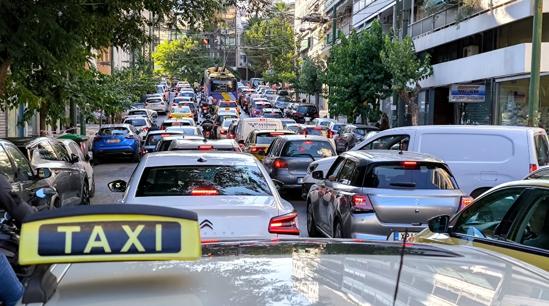 Κίνηση, δρομος, οχηματα