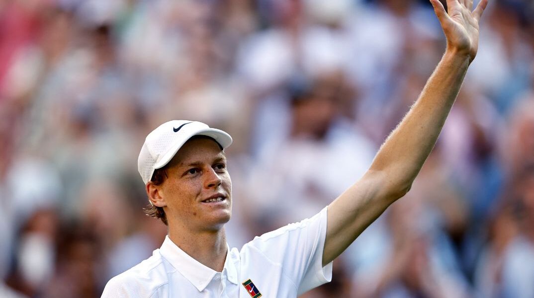 Στον τελικό του Wimbledon ο Γιανίκ Σίνερ: Κέρδισε 3-0 τον Νόβακ Τζόκοβιτς