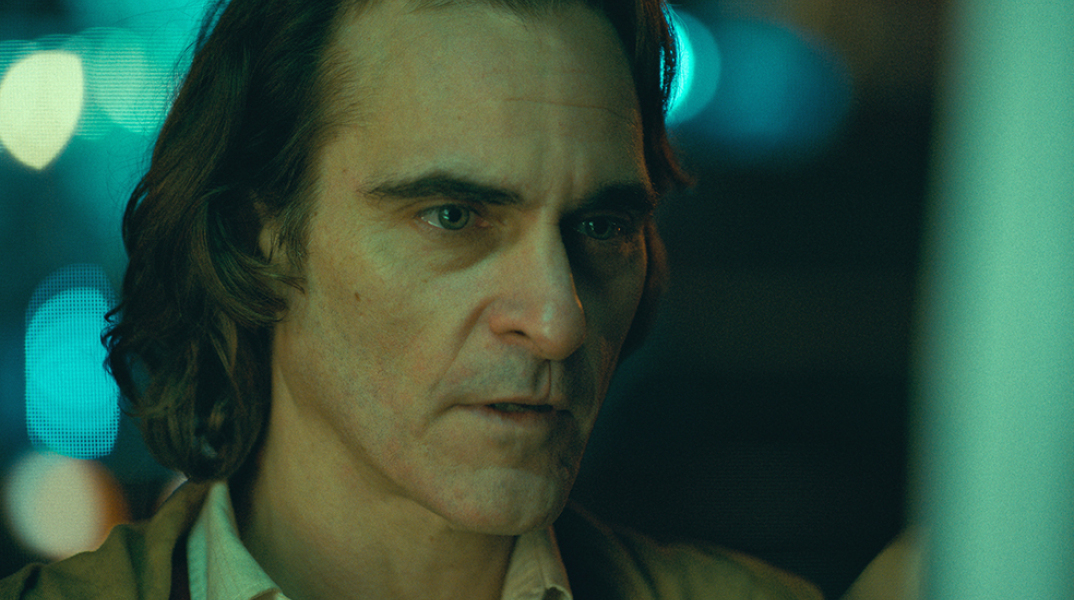 joaquin-phoenix-arthur-fleck-joker.jpeg