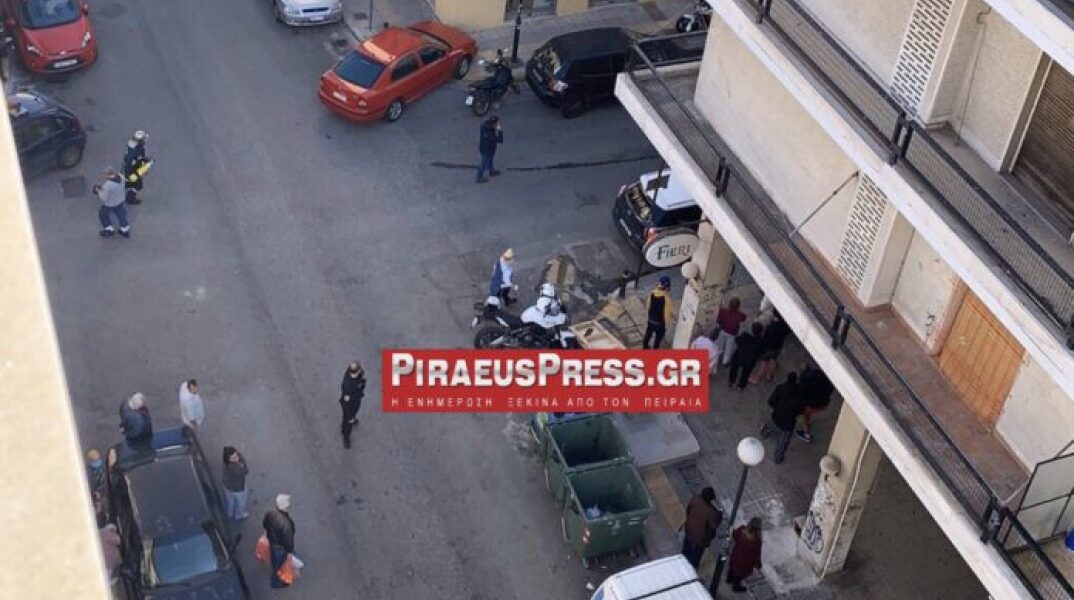 Φωτιά σε διαμέρισμα στον Πειραιά  