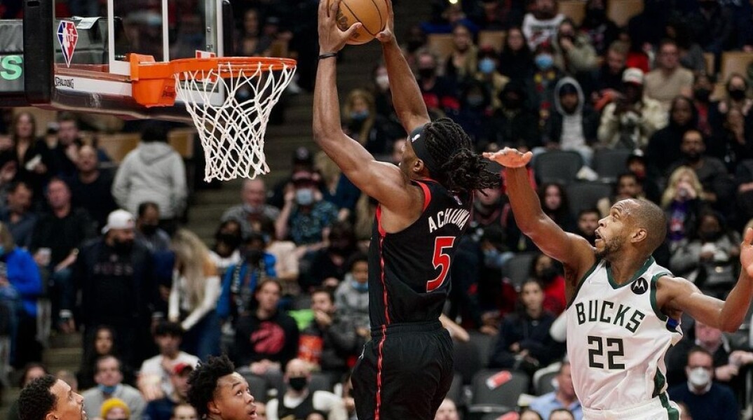 Ήττα των Μπακς από τους Ράπτορς