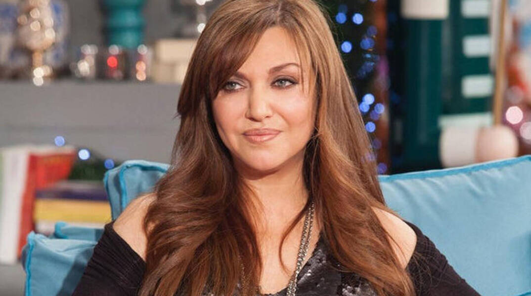 Η Καίτη Γαρμπή έστειλε εξώδικο στο κέντρο που τραγουδά ο Μαζωνάκης