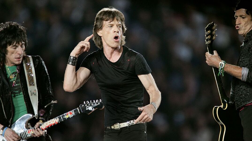 Μικ Τζάγκερ: Νέο βιβλίο τον «καίει» – Είχε ερωτική σχέση με δύο άλλα μέλη των Stones